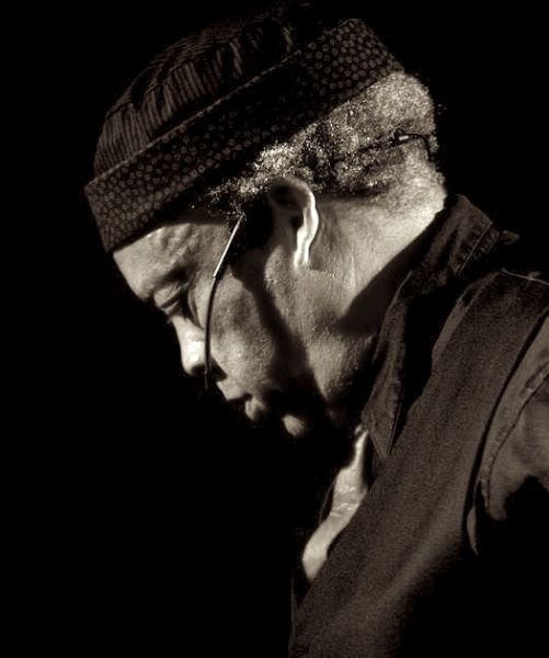 alanppp-bwcrop_resized.jpg alanppp-bwcrop_resized.jpg